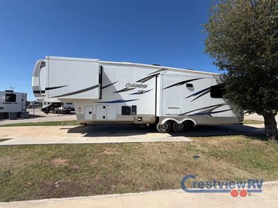 2019 Palomino Columbus - Photo 7