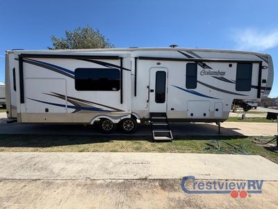 2019 Palomino Columbus - Photo 1