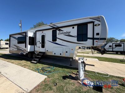 2019 Palomino Columbus - Photo 3