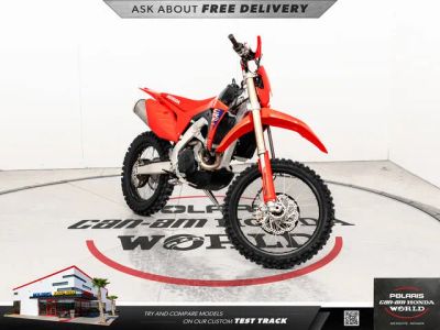 2026 Honda® CRF450X — front three-quarter view