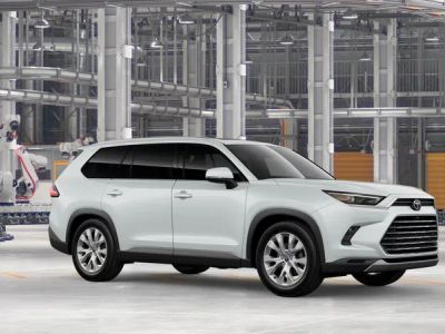 2026 Toyota Grand Highlander Hybrid - Photo 16