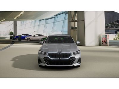 2026 BMW 5 Series - Photo 3
