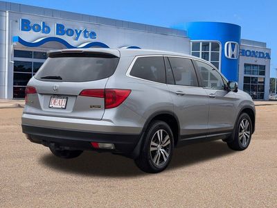 2018 Honda Pilot — rear three-quarter view