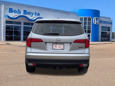 2018 Honda Pilot — interior view