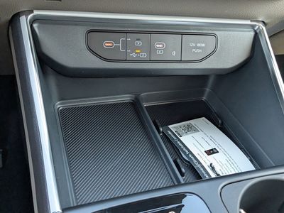 2026 Kia Carnival Hybrid - Photo 28