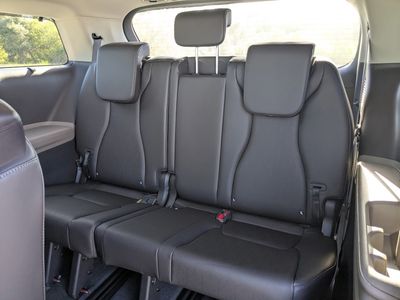 2026 Kia Carnival Hybrid - Photo 16