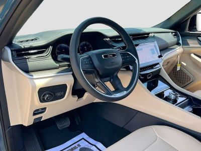 2026 Jeep Grand Cherokee L — photo 9 view