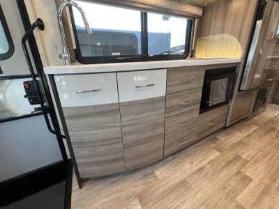 2023 Thor Motor Coach DELANO - Photo 10