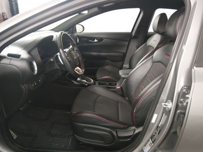 2023 Kia Forte - Photo 20