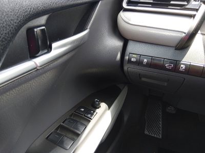 2024 Toyota Camry - Photo 13