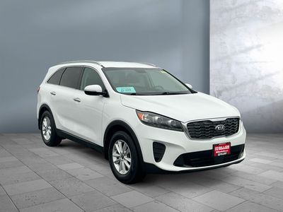 2020 Kia Sorento — photo 8 view