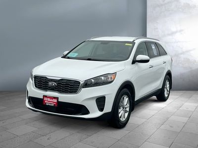 2020 Kia Sorento — front three-quarter view