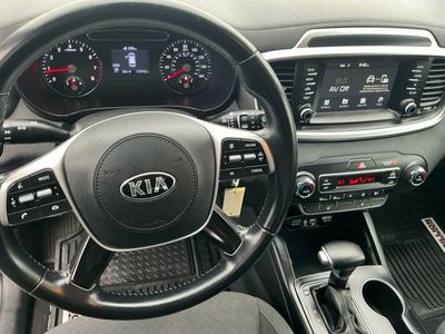 2020 Kia Sorento — photo 14 view