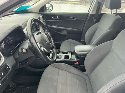 2020 Kia Sorento — photo 9 view