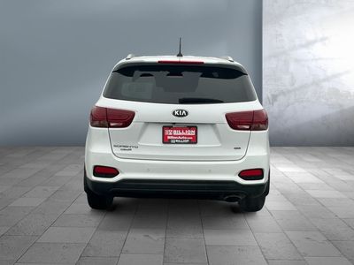 2020 Kia Sorento — detail view