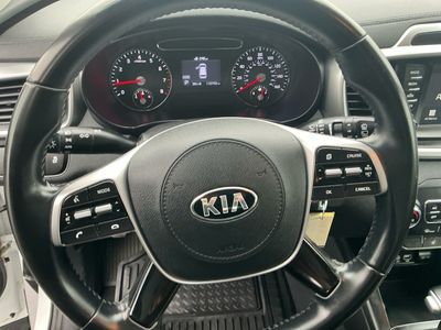 2020 Kia Sorento — photo 13 view