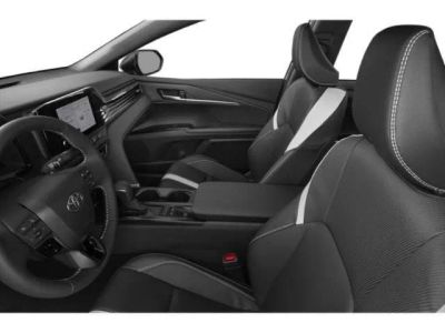 2026 Toyota Camry - Photo 8