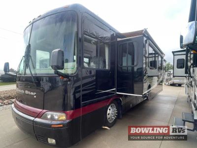 2002 Dutch Star 3852 — front three-quarter view
