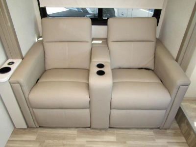 2026 Thor Motor Coach AXIS - Photo 11