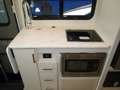 2026 Thor Motor Coach AXIS - Photo 8