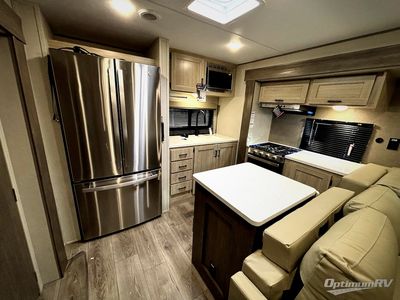 2026 Coachmen Catalina Legacy Edition - Photo 6