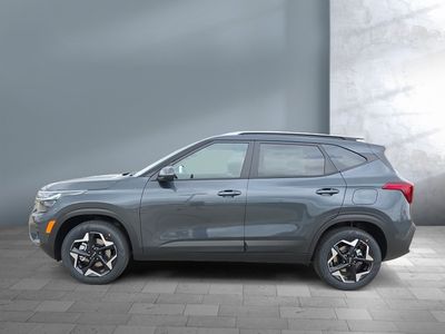 2026 Kia Seltos — rear three-quarter view