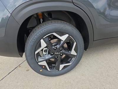 2026 Kia Seltos — photo 16 view