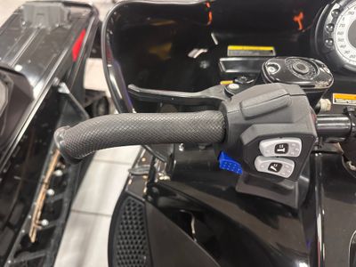 2010 Arctic Cat Z1 Turbo LXR - Photo 5
