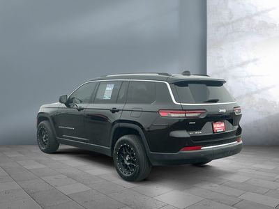 2021 Jeep Grand Cherokee L — interior view