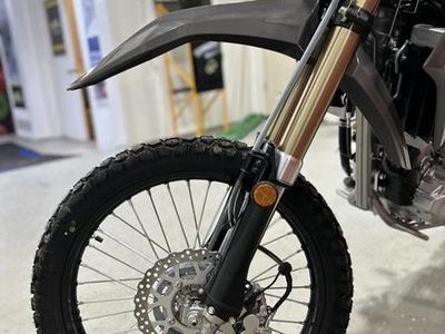 2011 KTM 990 Adventure R - Photo 7