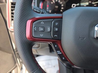 2026 Ram 1500 — photo 17 view