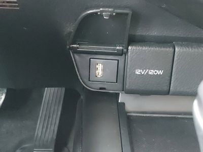 2024 Toyota Camry — photo 18 view