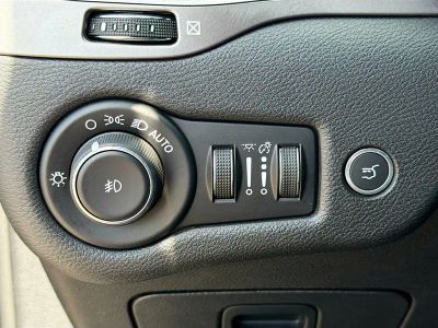 2019 Jeep Cherokee — photo 33 view