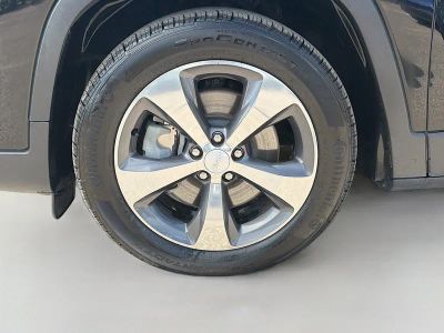 2019 Jeep Cherokee — photo 40 view