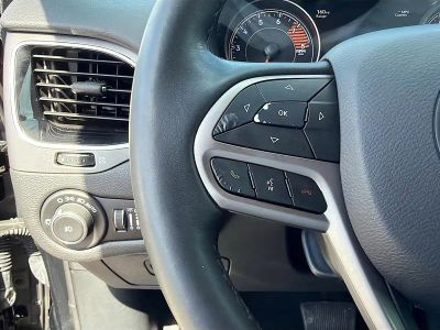 2019 Jeep Cherokee — photo 35 view