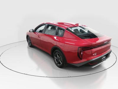 2025 Kia K4 - Photo 5