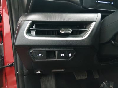 2025 Kia K4 - Photo 13