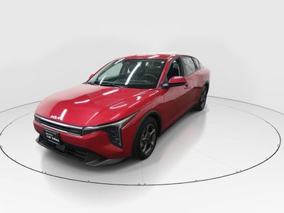 2025 Kia K4 - Photo 3