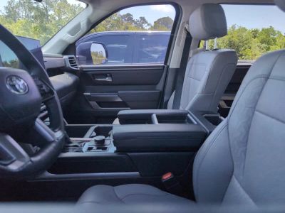 2024 Toyota Tundra 4WD - Photo 2