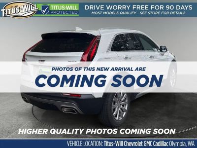 2023 Cadillac XT4 — interior view