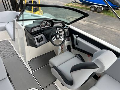 2022 MasterCraft NXT 22 - Photo 10
