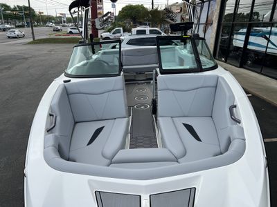 2022 MasterCraft NXT 22 - Photo 16