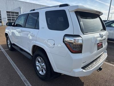 2019 Toyota 4Runner - Photo 4