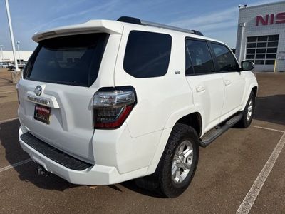 2019 Toyota 4Runner - Photo 3