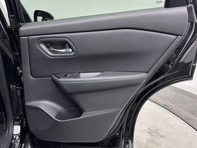 2025 Nissan Rogue - Photo 30