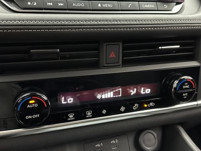 2025 Nissan Rogue - Photo 15