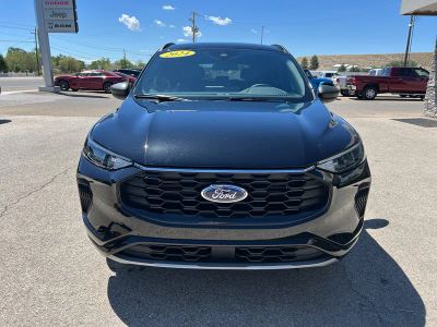 2024 Ford Escape — side profile view