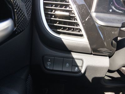 2025 Kia Seltos — photo 13 view