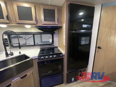2024 Forest River RV Cherokee Grey Wolf - Photo 13