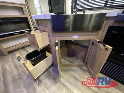 2024 Forest River RV Cherokee Grey Wolf - Photo 15